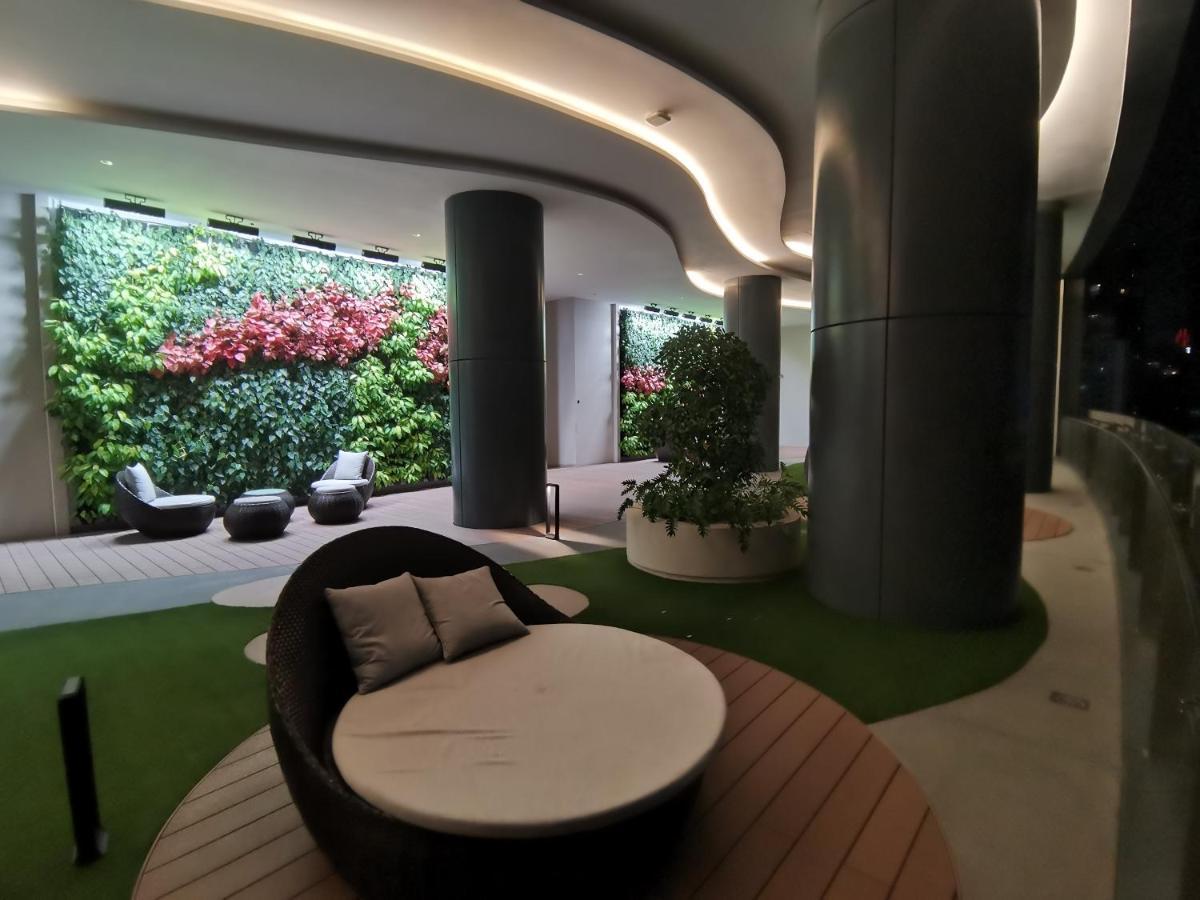 Crystal Suites At Eaton, Klcc Kuala Lumpur Exterior foto