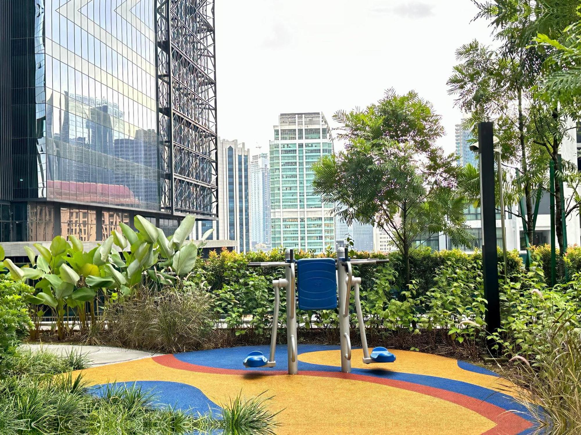 Crystal Suites At Eaton, Klcc Kuala Lumpur Exterior foto